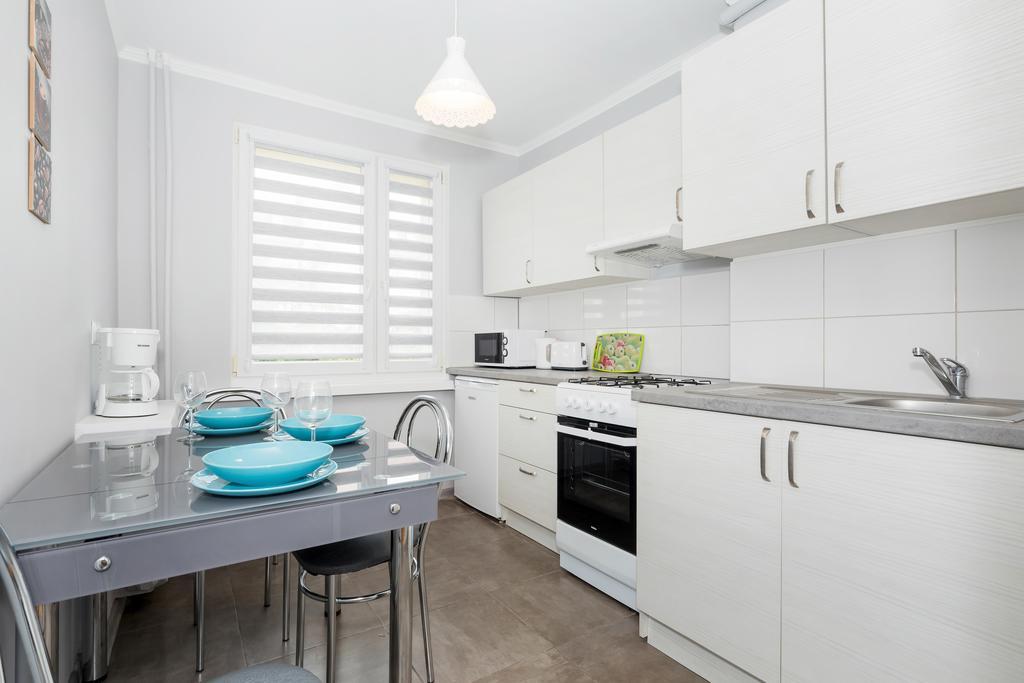 Spokojny Apartament Przy Parku Chopina By Noclegi Renters シフィノウイシチェ エクステリア 写真