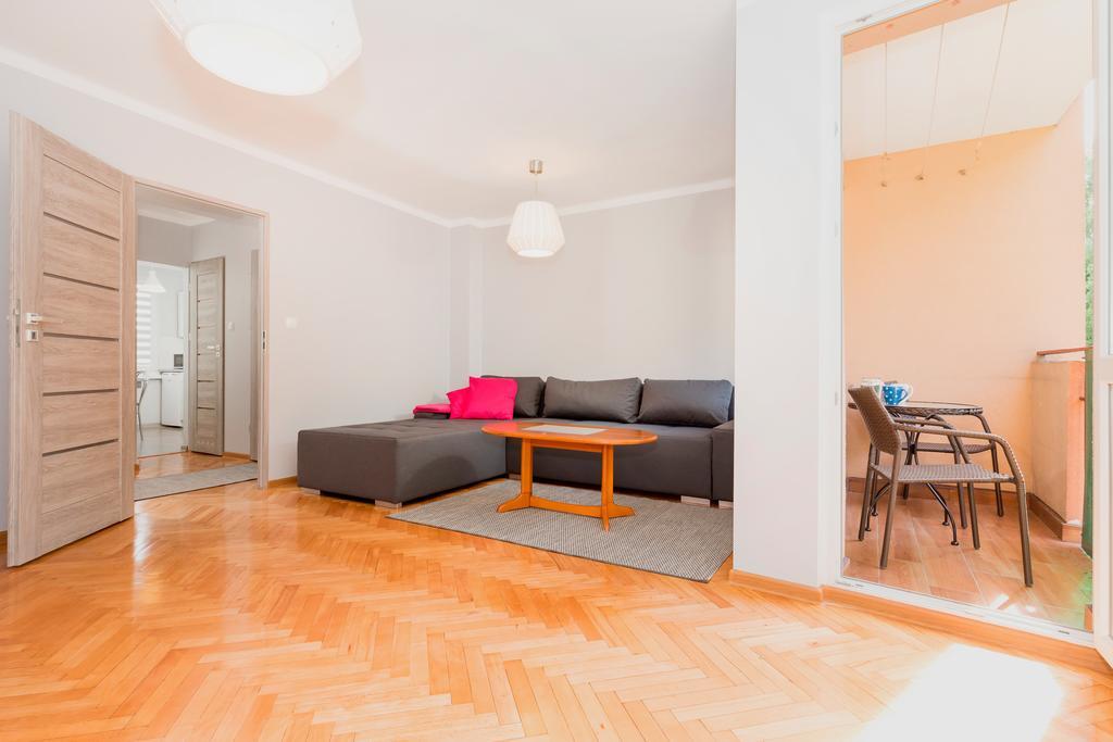 Spokojny Apartament Przy Parku Chopina By Noclegi Renters シフィノウイシチェ エクステリア 写真